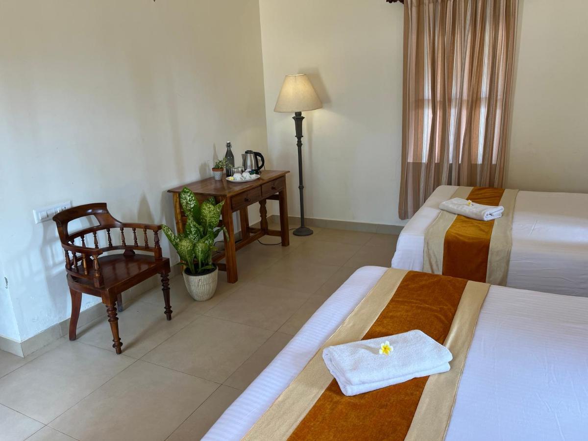 Santa Maria, Trivandrum - An Airport Boutique By The Sea Bed and Breakfast Thiruvananthapuram Esterno foto