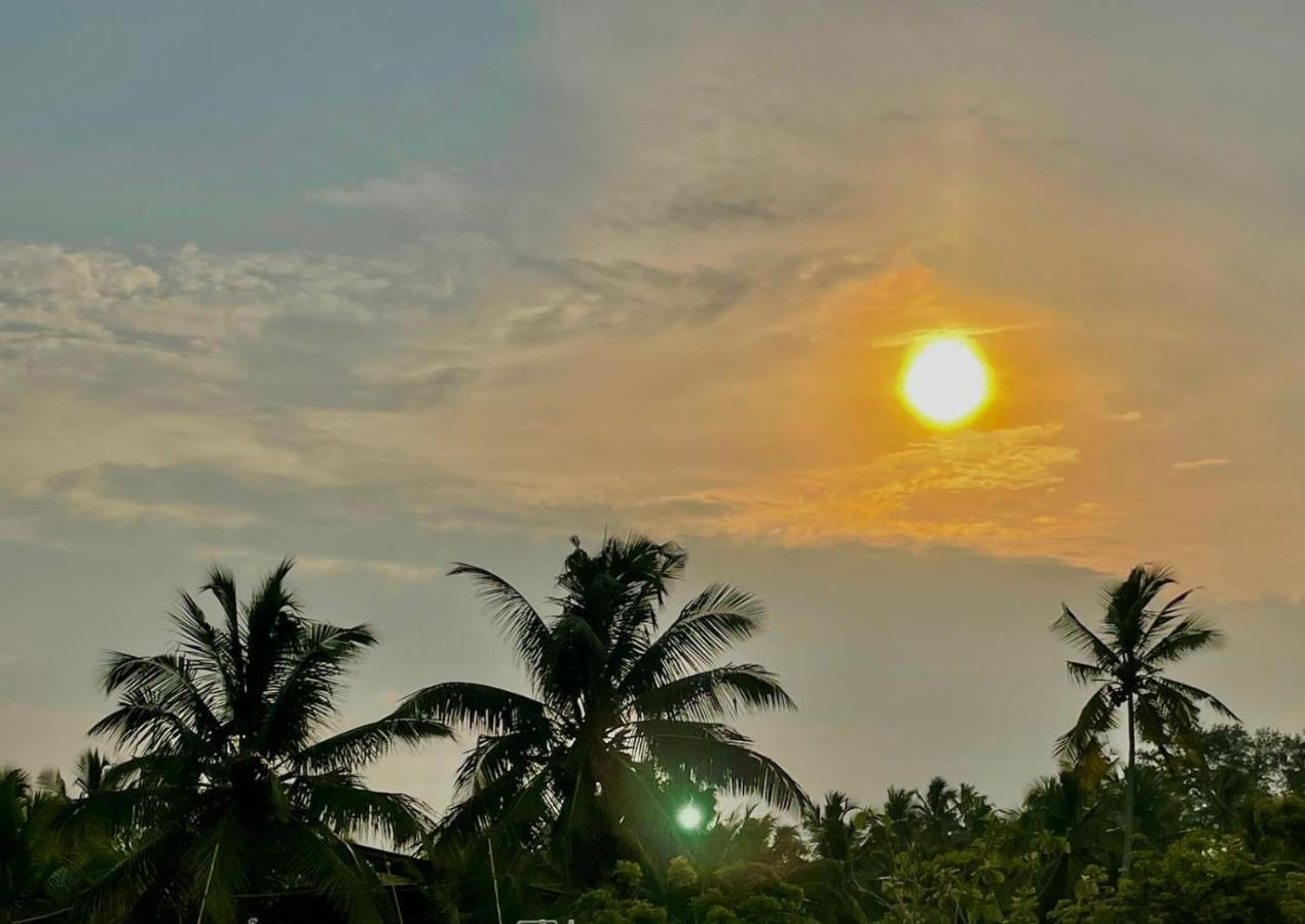 Santa Maria, Trivandrum - An Airport Boutique By The Sea Bed and Breakfast Thiruvananthapuram Esterno foto