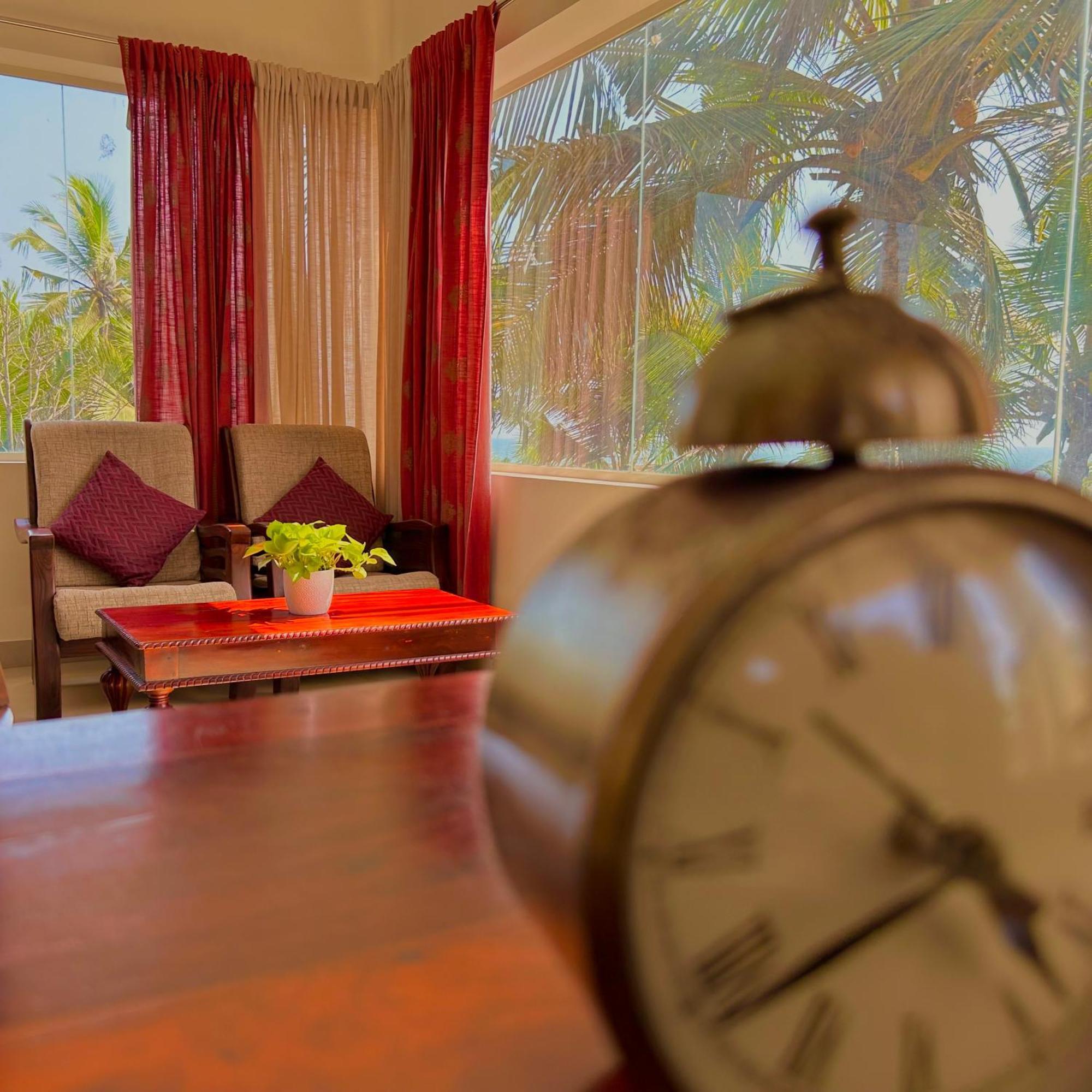 Santa Maria, Trivandrum - An Airport Boutique By The Sea Bed and Breakfast Thiruvananthapuram Esterno foto